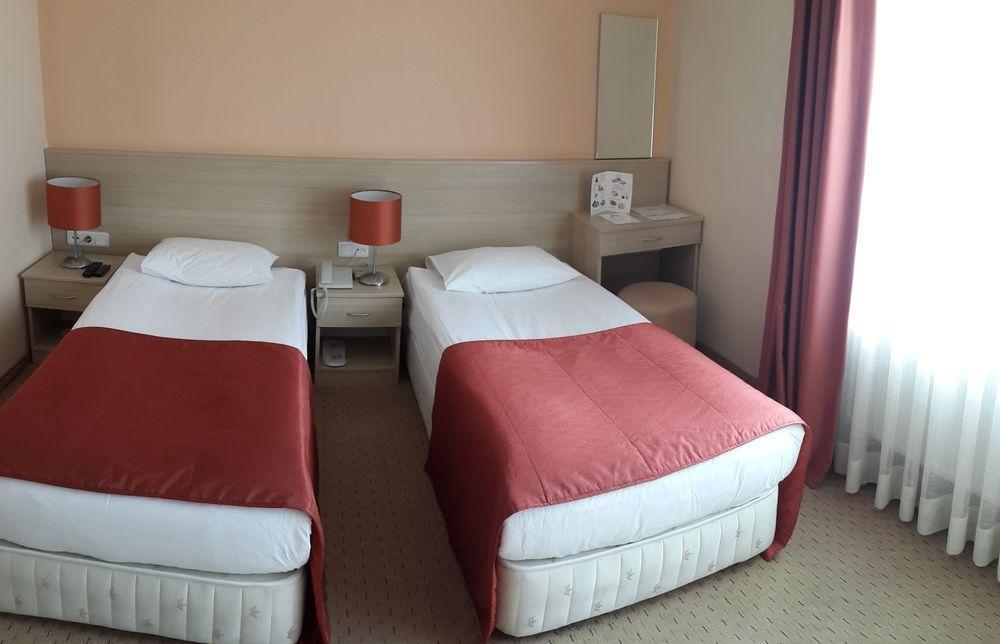 Payidar Hotel อิสตันบูล ภายนอก รูปภาพ