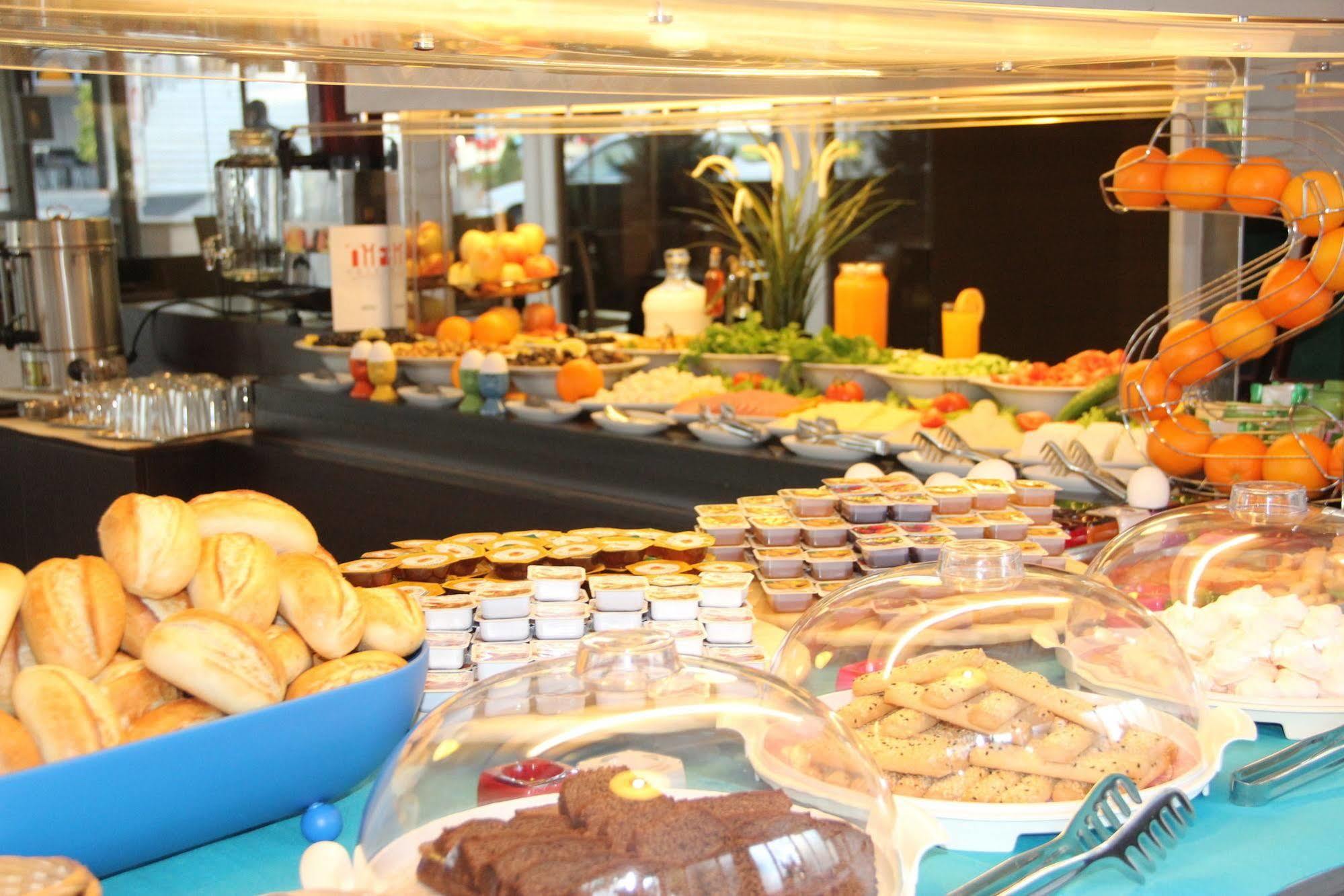 Payidar Hotel อิสตันบูล ภายนอก รูปภาพ
